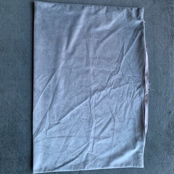 JUSPURBET Lumbar Pillow Covers,Pack of 2 Velvet Throw Pillow Covers - Picture 2 of 2